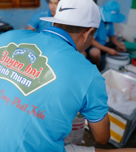 ĐÓNG GÓI BAO BÌ TÔM GIỐNG
